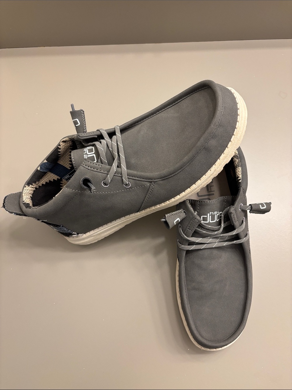 Mens Hey Dude Mens Boots. 11. Gray